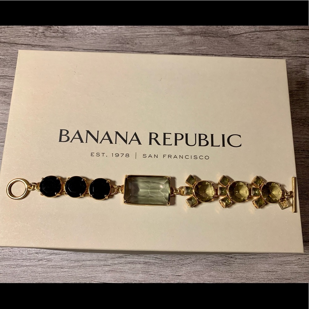 Banana Republic Bracelet - Picture 2 of 5
